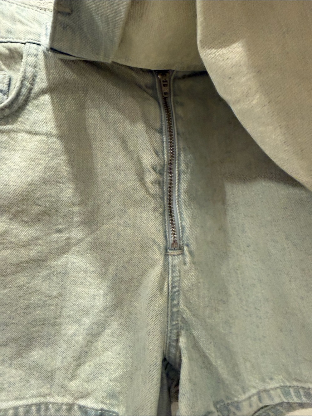 Asymmetrical Jean Skort (Sample piece from Free People/Anthropologie factory) - Picture 5 of 7